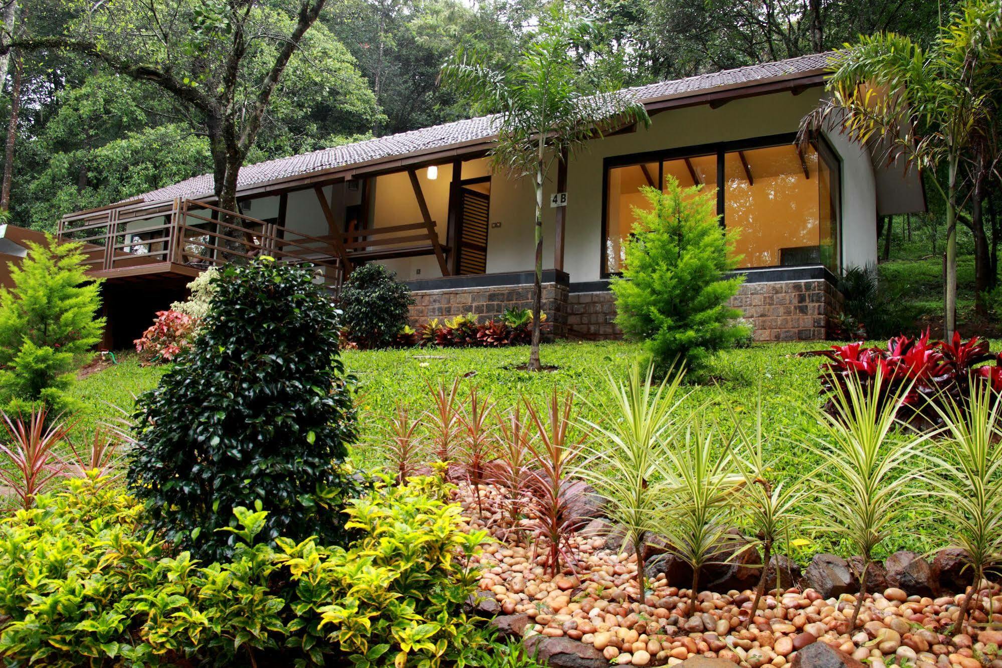 The Ibnii - Eco Luxury Resort Madikeri Luaran gambar
