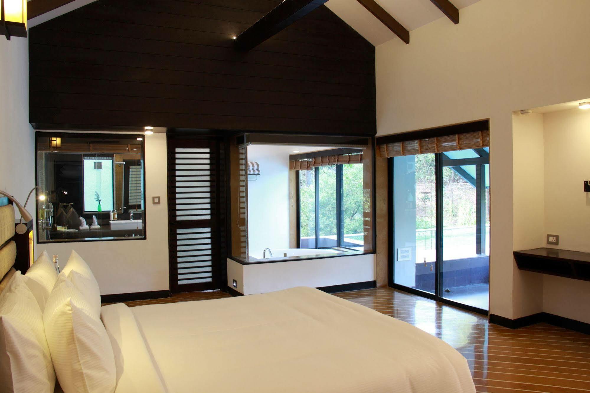 The Ibnii - Eco Luxury Resort Madikeri Luaran gambar
