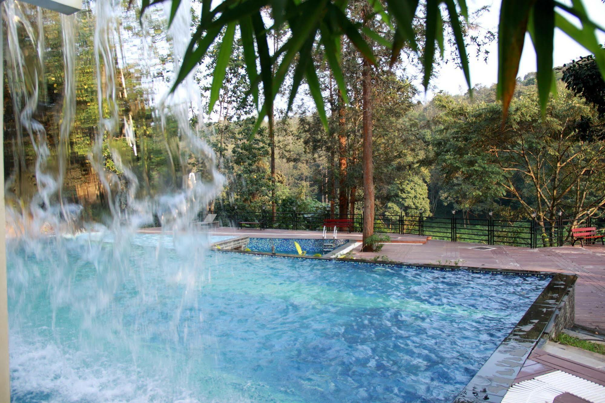 The Ibnii - Eco Luxury Resort Madikeri Luaran gambar