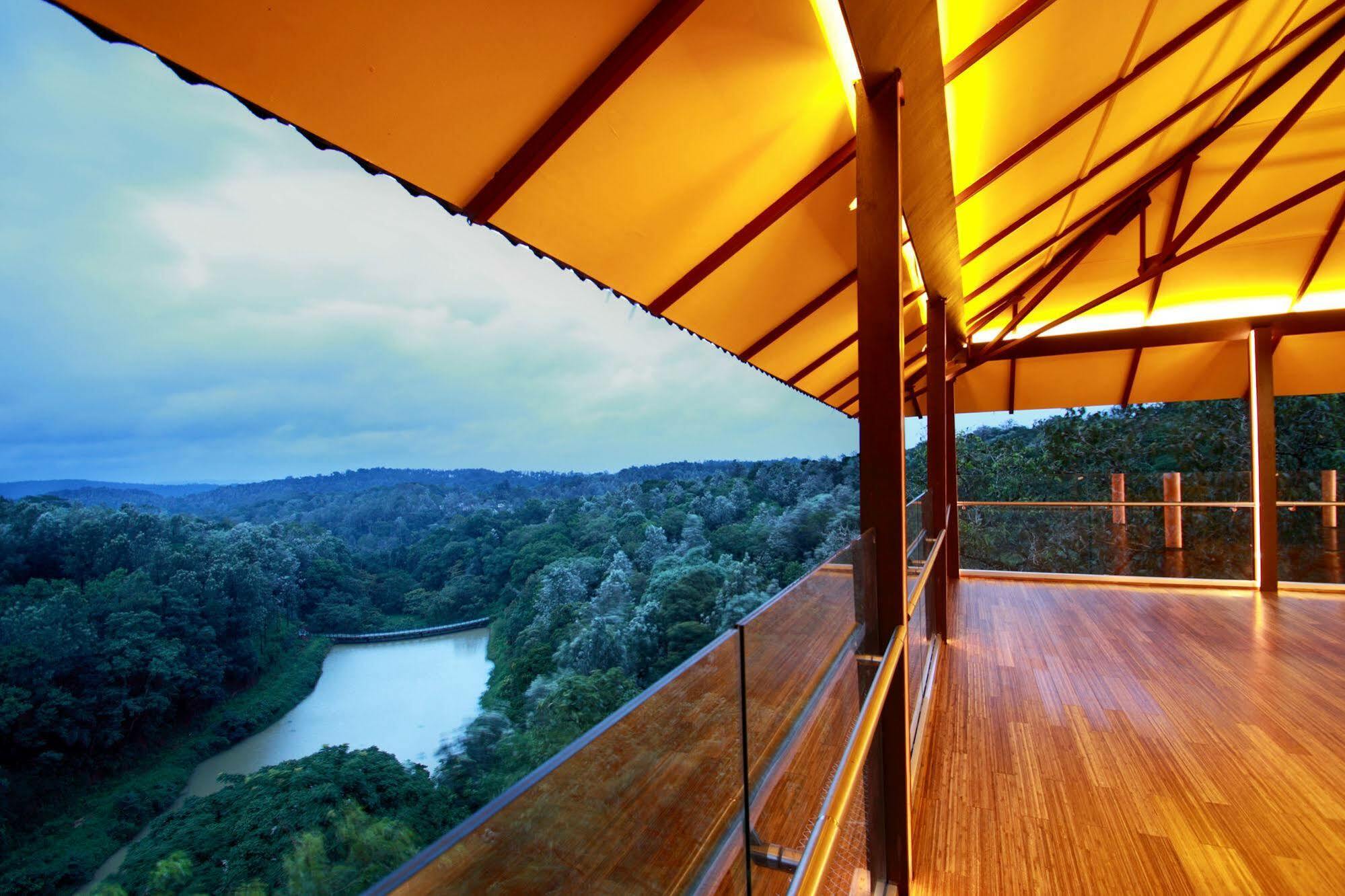 The Ibnii - Eco Luxury Resort Madikeri Luaran gambar
